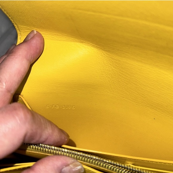 Céline Authentic Long Wallet Taupe & Yellow  Famous Celine Leather EUC - Picture 9 of 14